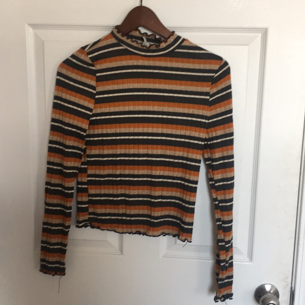 Striped turtle neck